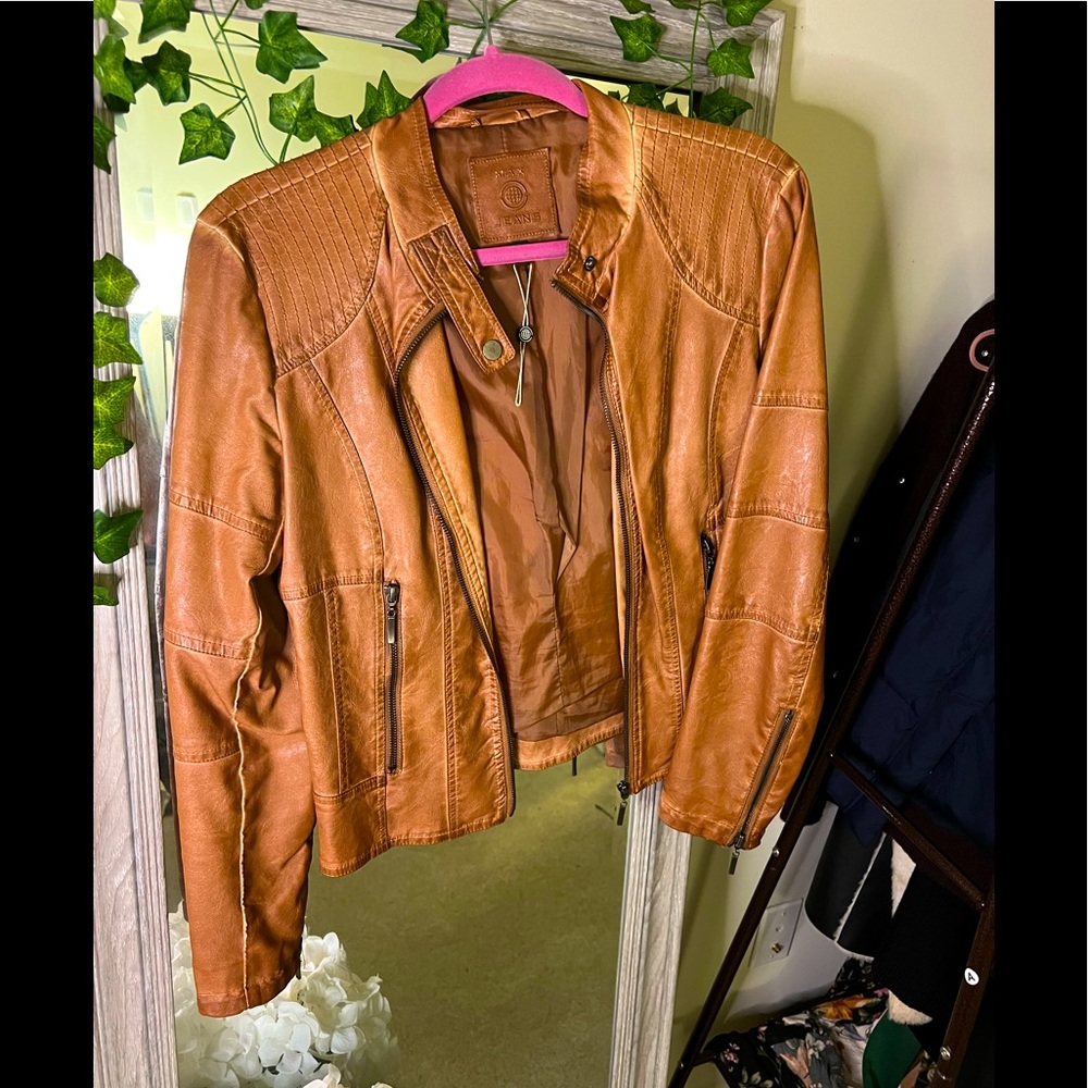 Faux leather jacket 🧥